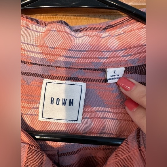 ROWM Short Sleeve Aztec Patterned Button Down Shirt Men’s Size Large Like New - Picture 3 of 6